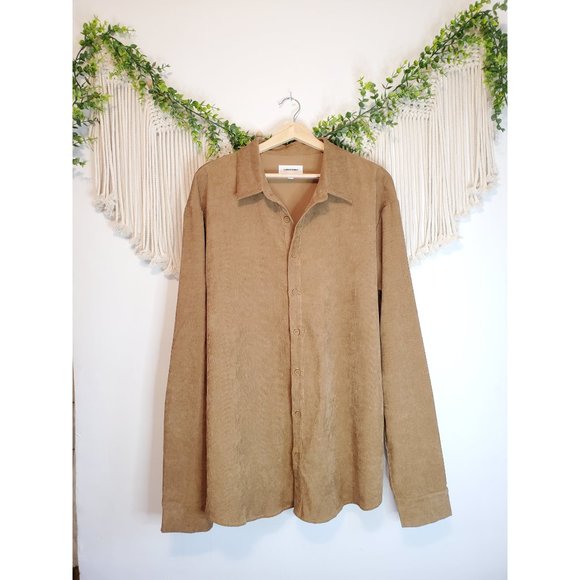 Common Market Brown Cord Button Up Top - Picture 2 of 6
